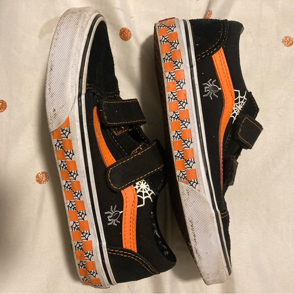 Kids Vans size 2 - Picture 2 of 4